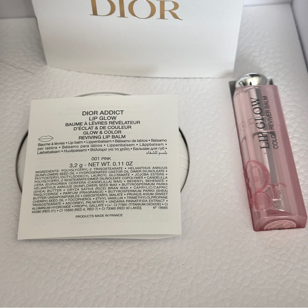 đ CHRISTIAN DIOR Ltd Ed âAround the Worldâ Raffia Tote Bag w/ Lotion & Lip Balm - Picture 10 of 12